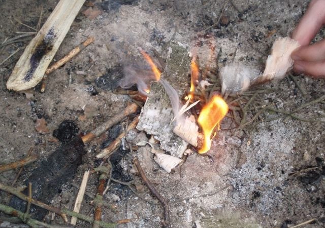 Как разжечь огонь, чтобы выжить